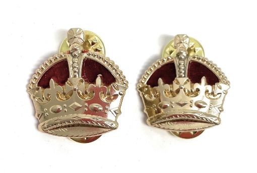 Picture of Metal Crown 5/8" - Gold Anodised Aluminium with Red Felt - Tudor Crown - Pair